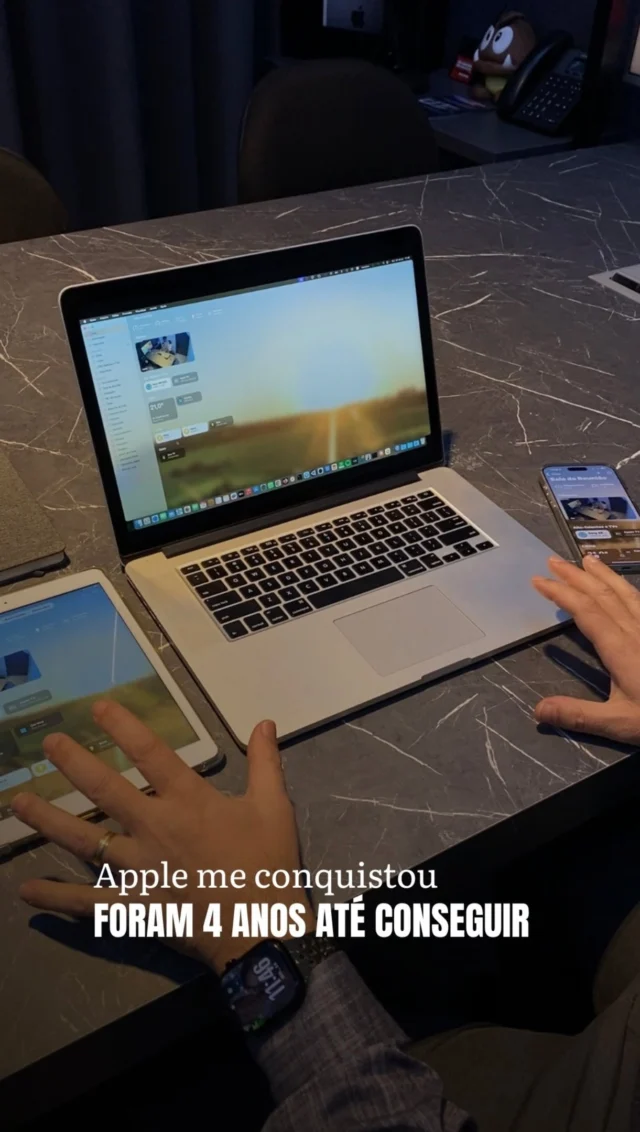Nem tudo foi rápido. Algumas conquistas levaram anos. O primeiro contato com a MacBook White em 2009 mudou tudo. A ideia era clara: trabalhar com a Apple. Mas.