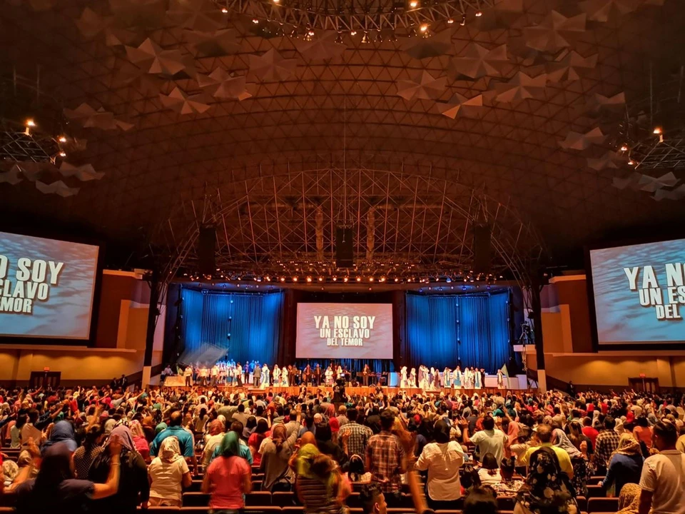 Megaigreja Iglesia de Cristo Ebenezer: referência de grandes celebrações e encontros com sistema de áudio K-array