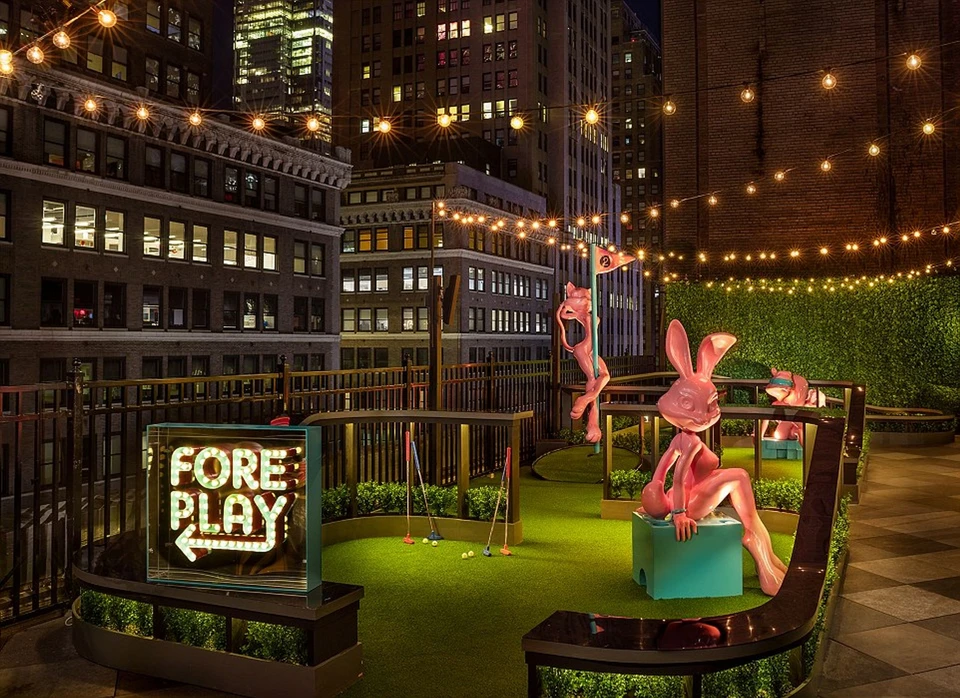 Hotel Moxy Times Square: referência de hotéis, resorts e áreas de hospitalidade com sistema de áudio K-array