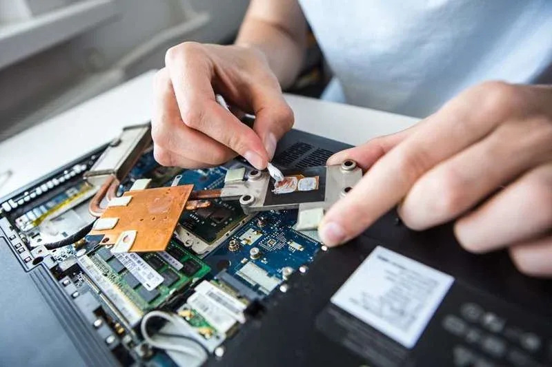 qual-a-importancia-de-higienizar-internamente-computadores-e-notebooks-20220222162556.webp